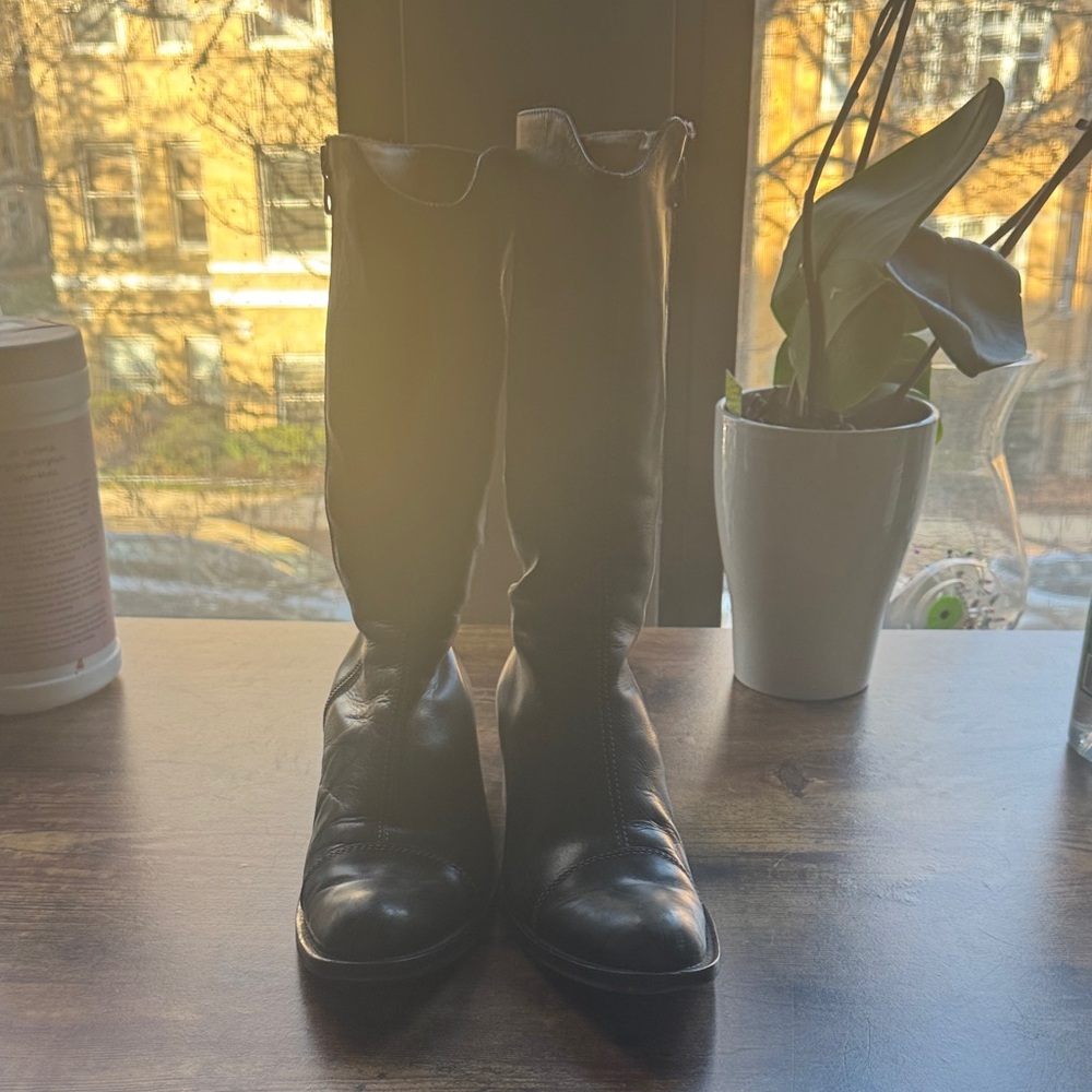 Women's Black Winter Boots made in Italy